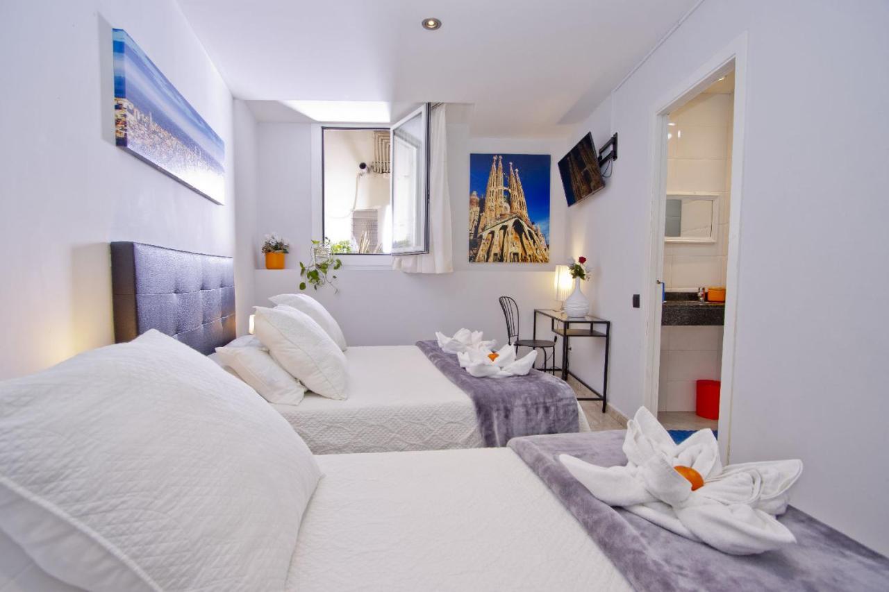 Barcelona City Centre Hostal Exterior photo